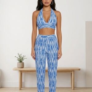 NWT Fashion Nova Blue & White Plisse 2-Piece Set Halter Crop Top & Pants-Size XL